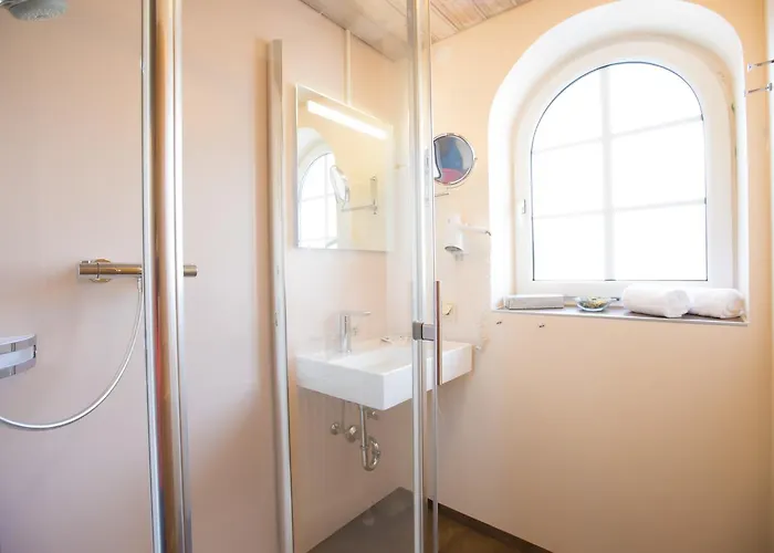 摩泽威特酒店 3*